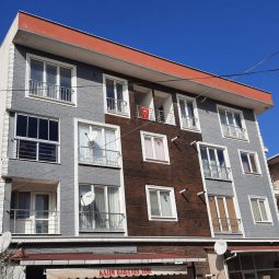 -DEMİRSÖZ- ÇANAKKALE KEPEZDE MEYDANA YAKIN EŞYALI 1+1 KİRALIK DAİRE